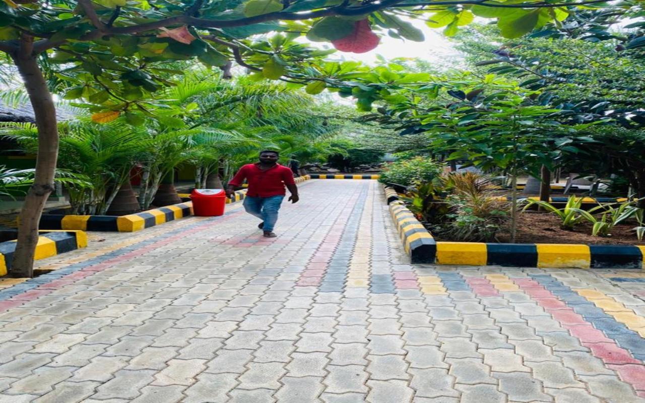 Hotel Megha Resort Hampi Exterior photo